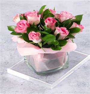 Personalised Pink Sympathy Roses