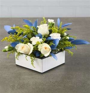 Whispering Blooms Medley Square Box