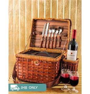 La Motte Red Wine &amp; Picnic basket