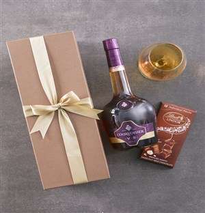 Gold Box of Courvoisier VS