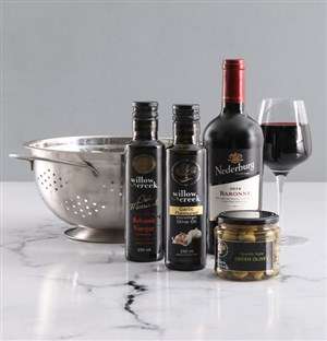 Wine and Dine Gourmet Hamper