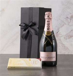 Moet Rose Gift Hamper