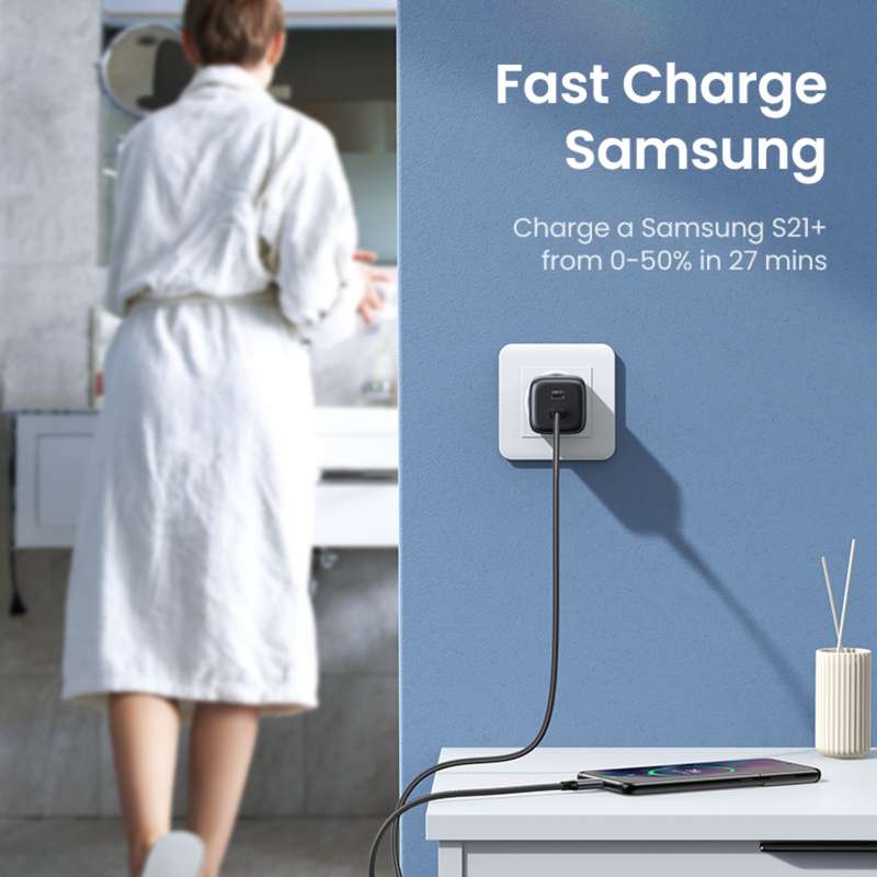 UGREEN 45W GaN Charger - 2 Port Fast Charger - Black