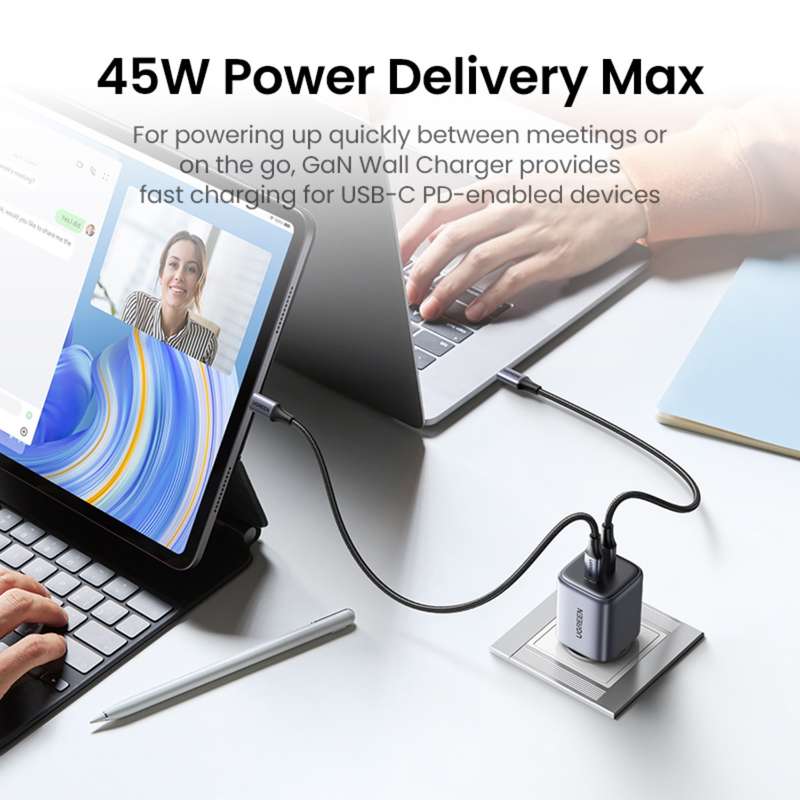 UGREEN 45W GaN Charger - 2 Port Fast Charger - Black
