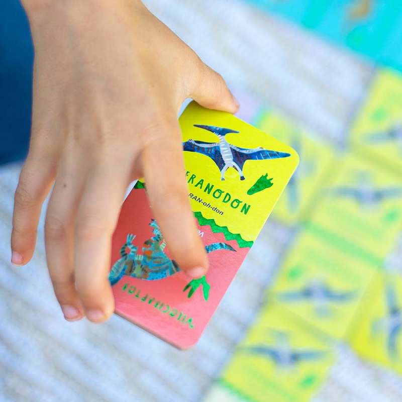 eeBoo - Shiny Dinosaur Dominoes
