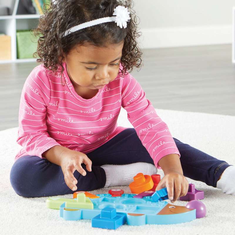 Learning Resources - Spike the Fine Motor Hedgehog® Puzzle Playmate