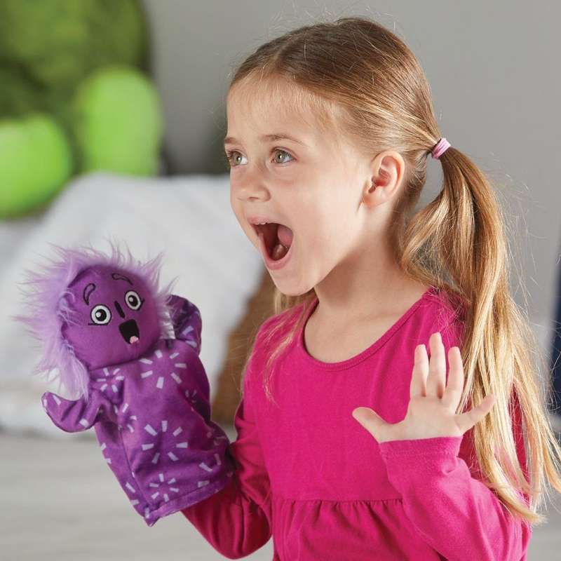 Hand2Mind - Feelings Family Hand Puppets