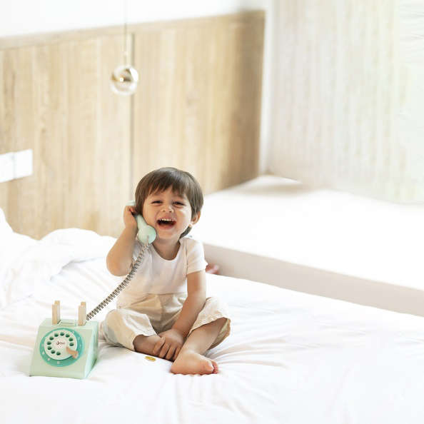 Classic World - Pretend & Play - Play Telephone