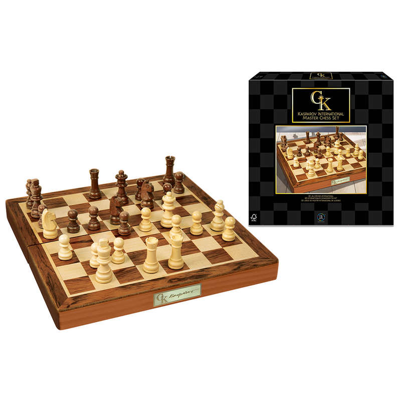 Ambassador - Kasparov International Master Wooden Chess Set