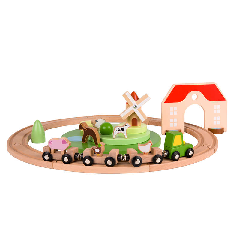 Classic World - Pretend & Play - Wooden Train Set - Small Farm - 28pcs