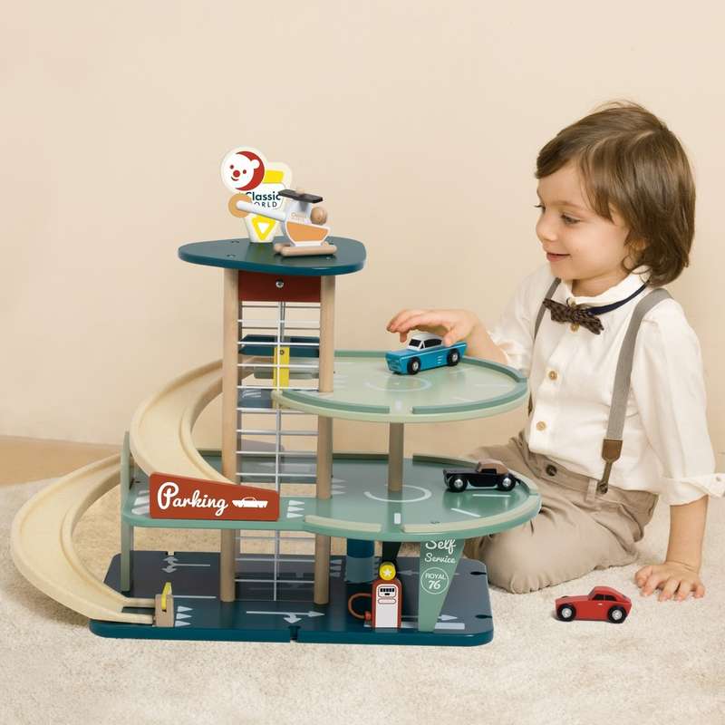 Classic World - Pretend & Play - Vintage Wooden Parking Garage