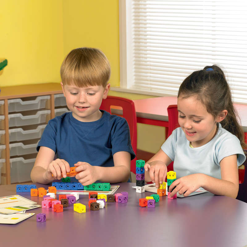 Learning Resources - Mathlink Cubes Activity Set