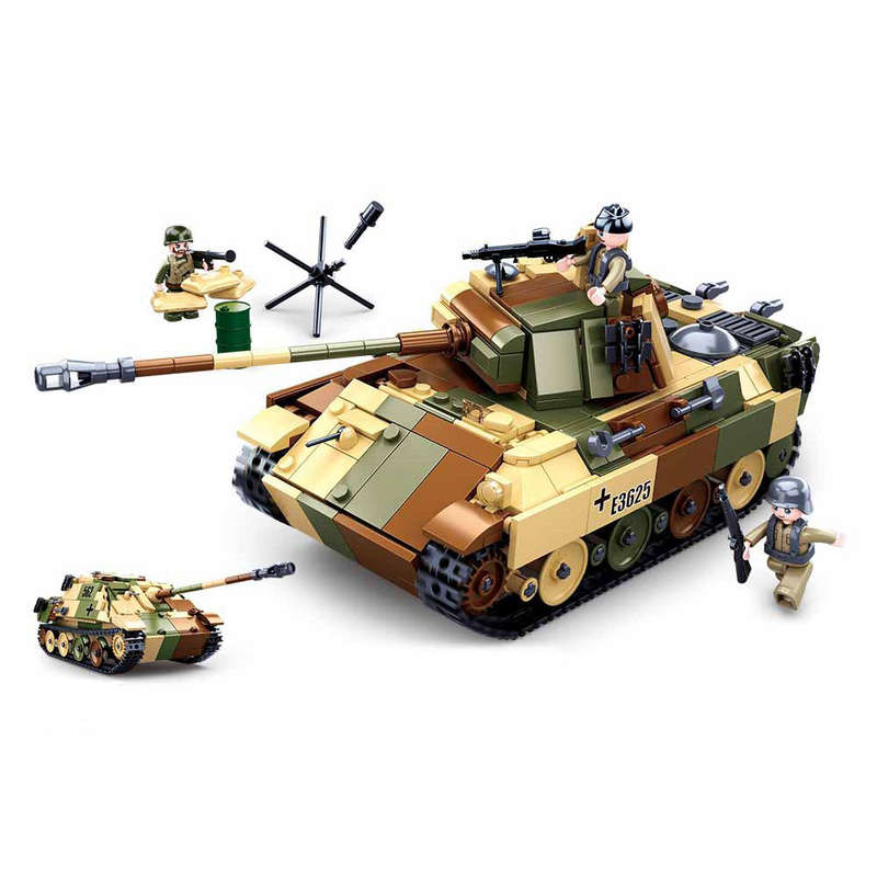 Sluban - WWII - Medium Tank 2 in 1- 725pcs