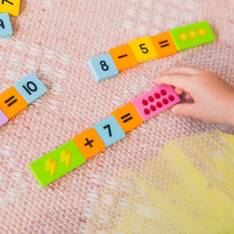 Educational Insights - Math Dominoes - Addition & Subtraction