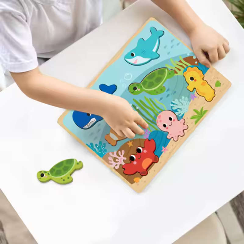 hi Pando - Chunky Wooden Puzzle - Sea Life - 8pcs