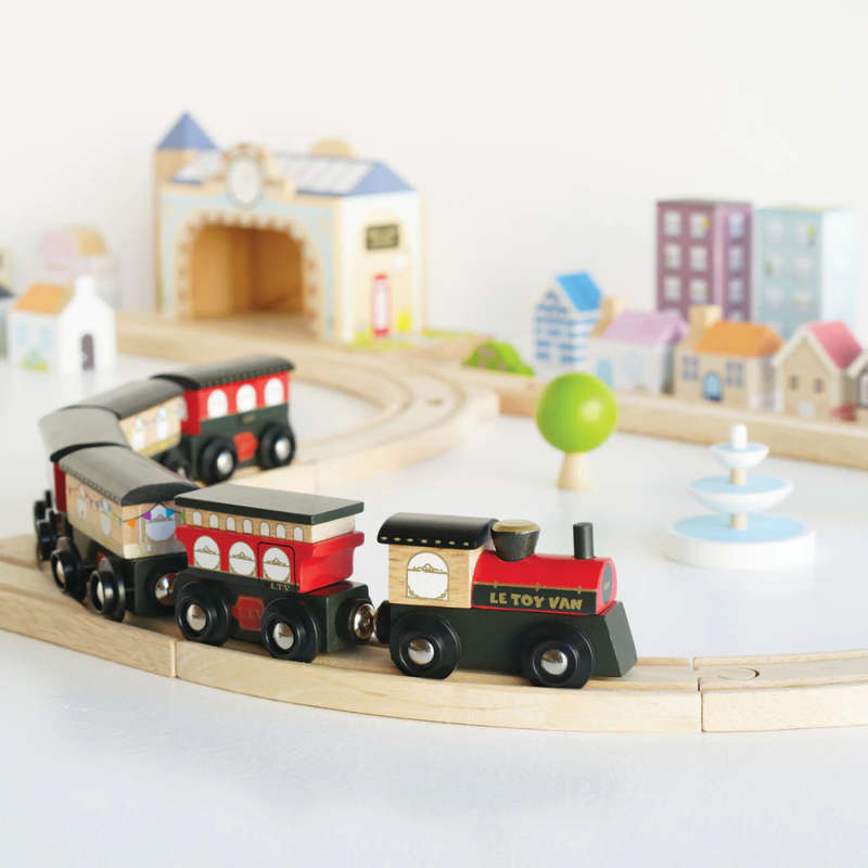 Le Toy Van - Royal Express Wooden Train Set - 180pcs