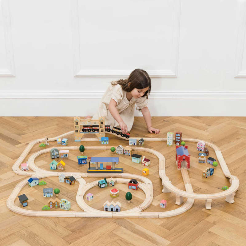 Le Toy Van - London City Wooden Train Set - 120pcs