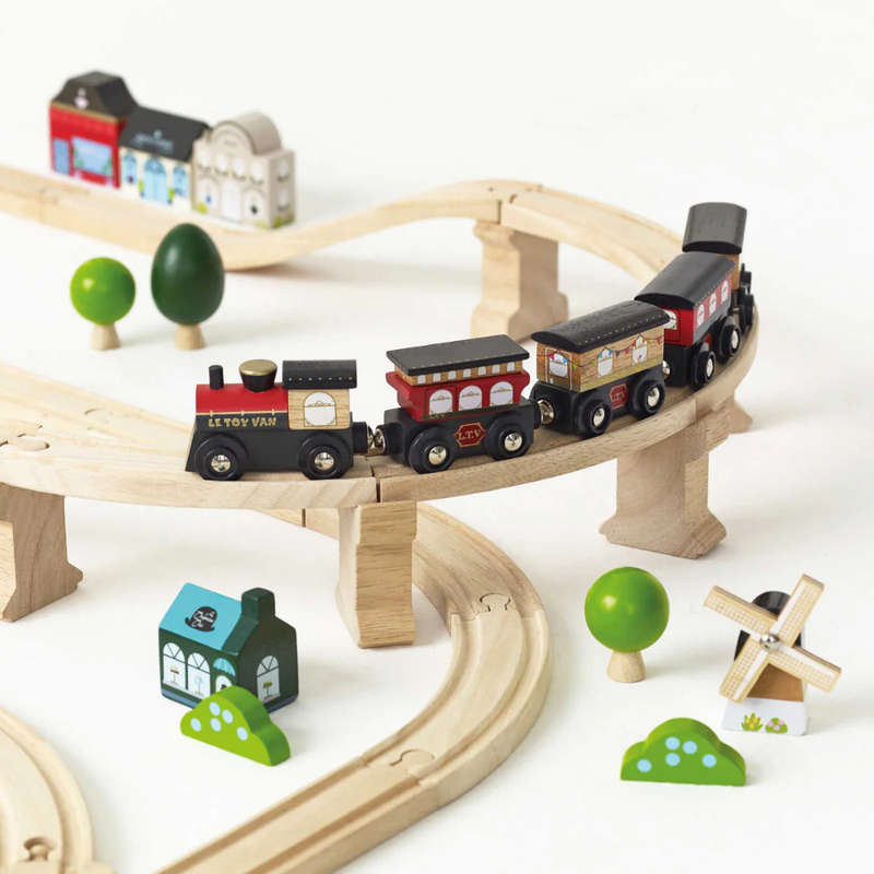 Le Toy Van - London City Wooden Train Set - 120pcs