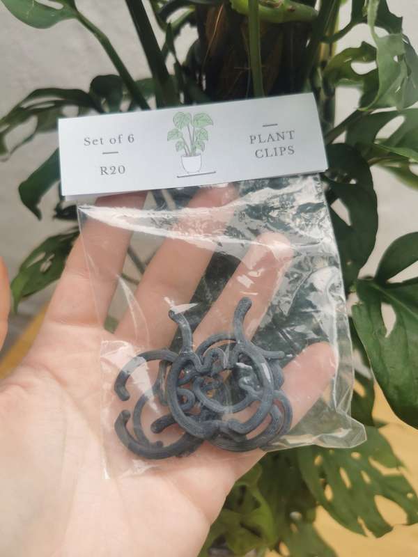 Green Plant Clips (Set of 6)
