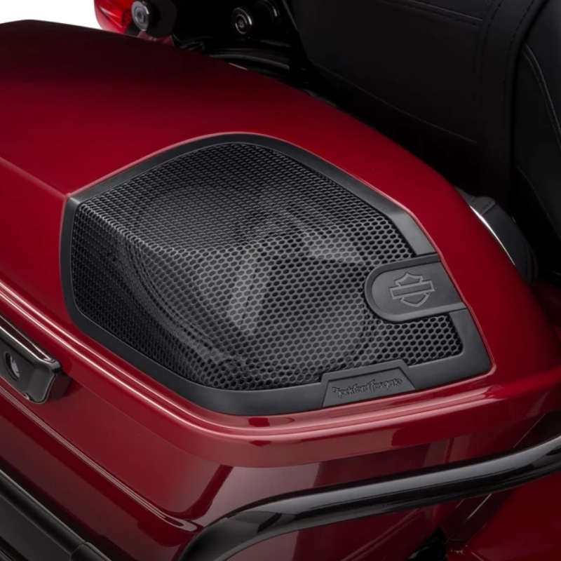 Audio powered by Rockford Fosgate - Stage I Saddlebag Speakers