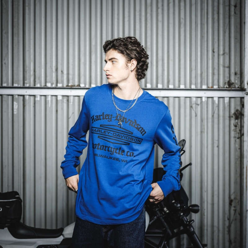 Men's Old English Stacked Bar & Shield Tee - Surf the Web - L