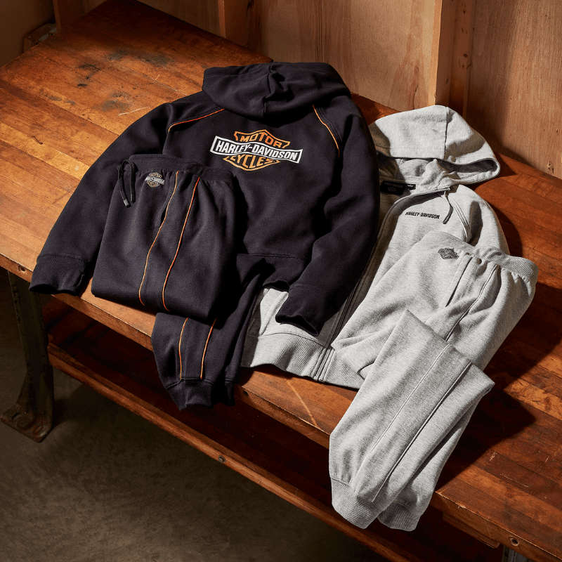 Women's Classic Bar & Shield Joggers - M