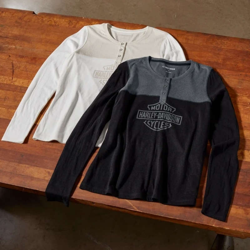 Women's Timeless Long Sleeve Henley - M
