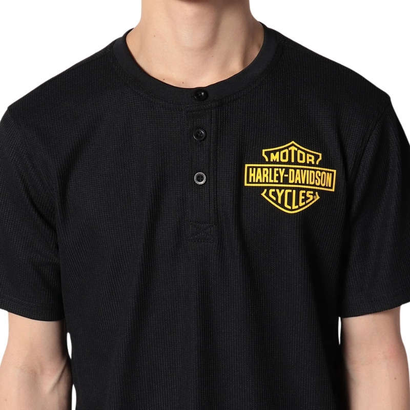 Men's Bar & Shield Racing Short Sleeve Henley - L