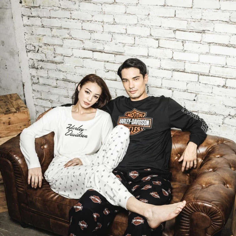 Women's Bar & Shield Long Sleeve Pajama Set - S