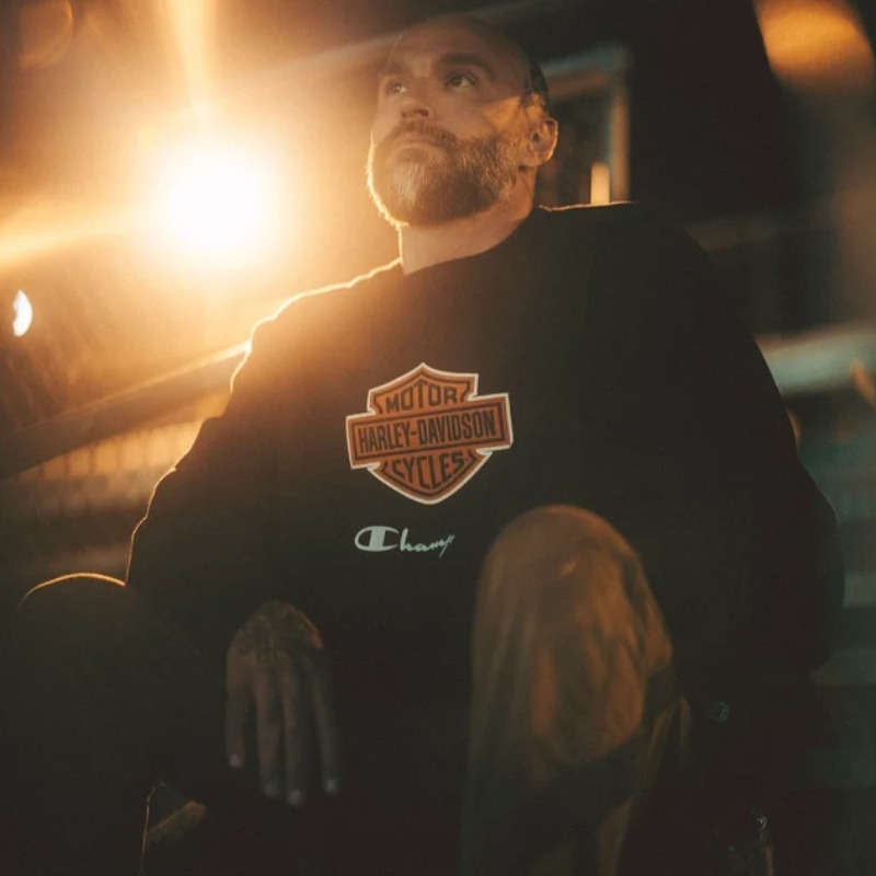 Champion Fanatic Crew Neck Sweatshirt - M