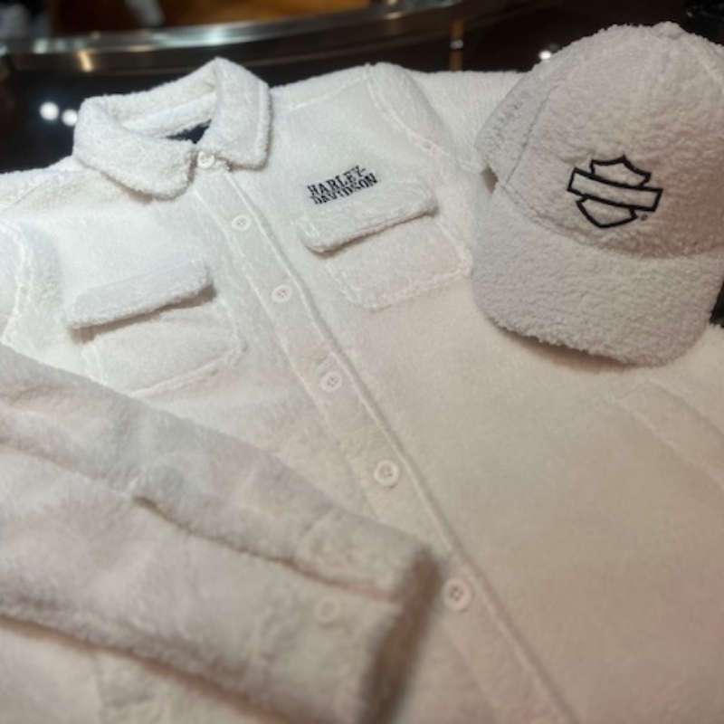 Women's Open Bar & Shield Sherpa Hat