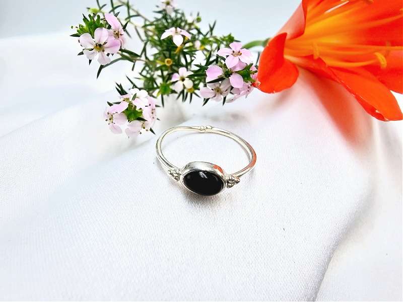 Black Onyx Oval Ring Circles (925 Silver)