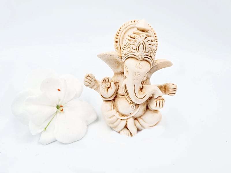 Ganesha Statue - Hindu God Of Prosperity (9cm)