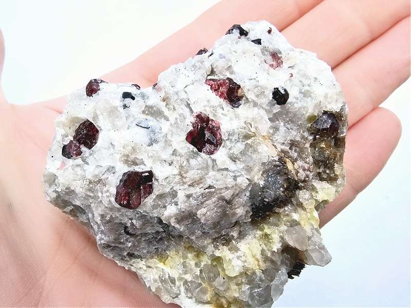 Red Pyrope Garnet in Feldspar F (186g)