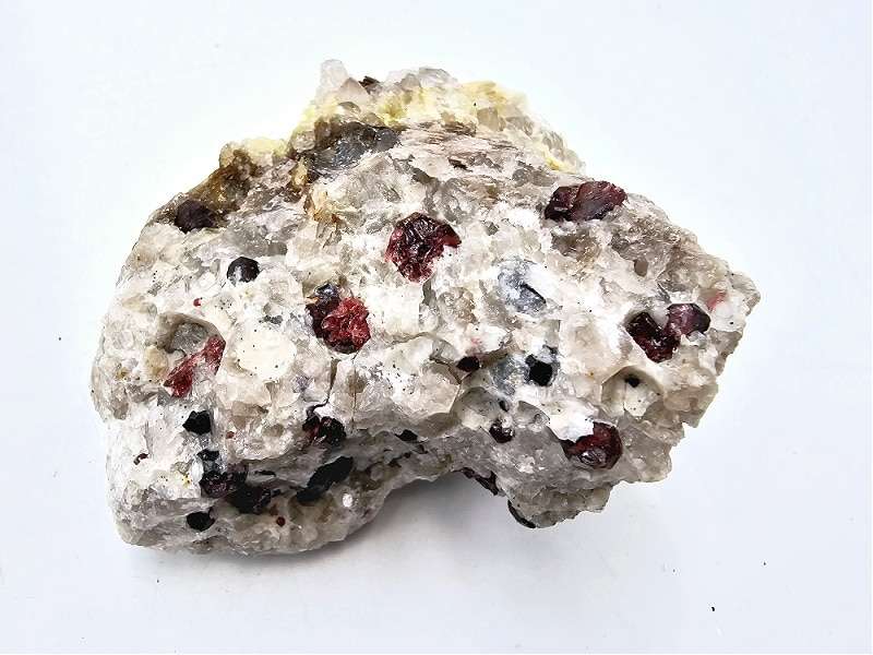 Red Pyrope Garnet in Feldspar F (186g)