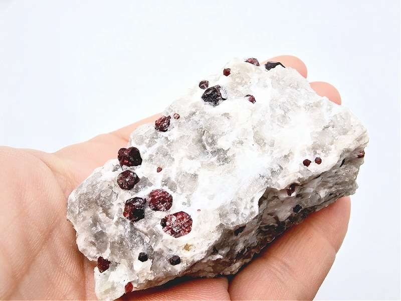 Red Pyrope Garnet in Feldspar Matrix G (168g)