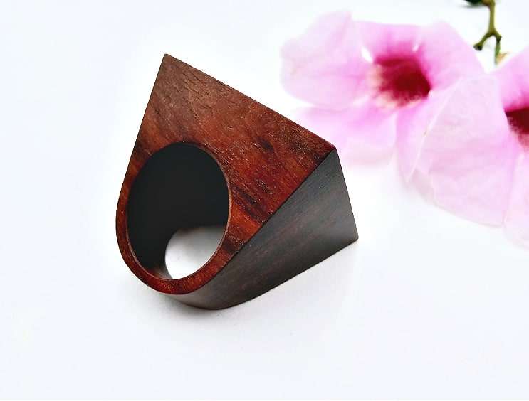 Wooden Ring Big Square
