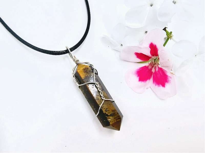 Tigers Eye Point Wrap necklace (Protection)