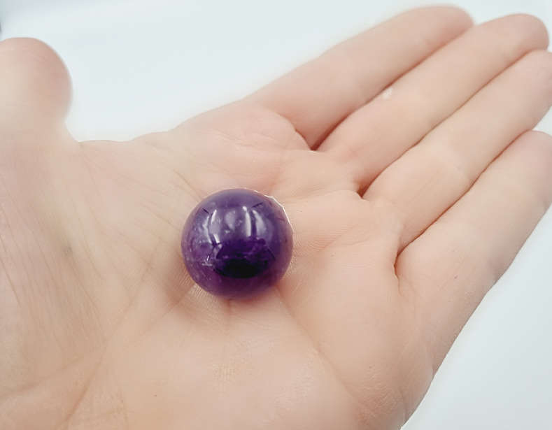 Amethyst Sphere (2cm)