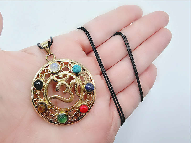 Om Chakra Gem Necklace Round (Brass)