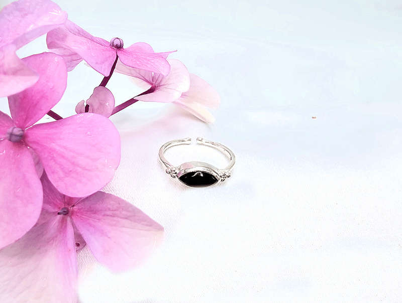 Black Onyx Diamond Circles Ring (925 Silver)
