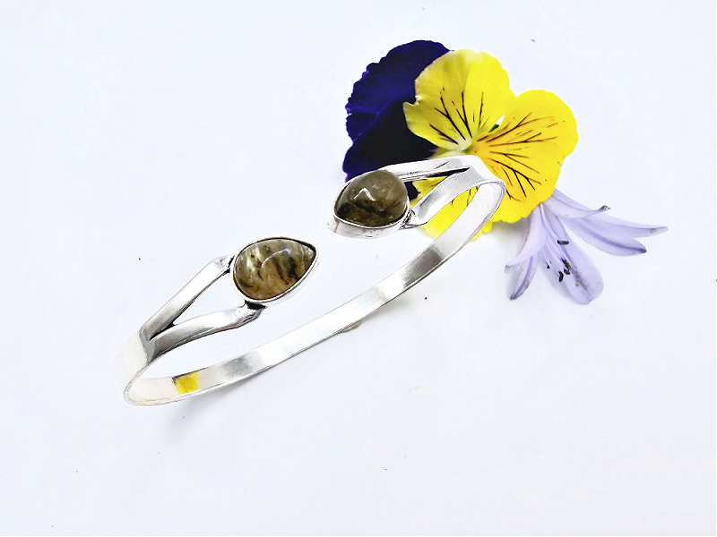 Labradorite Goddess Bangle