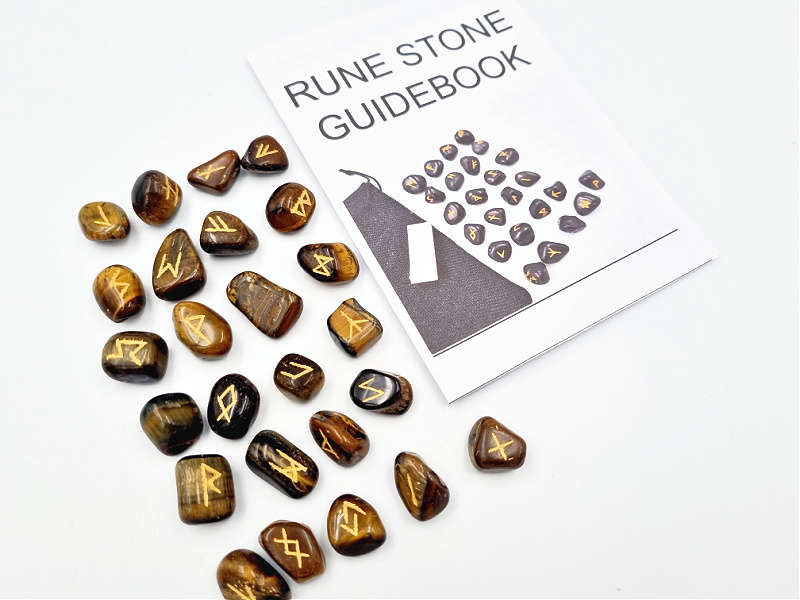Rune Stones  Set (Tigers Eye)