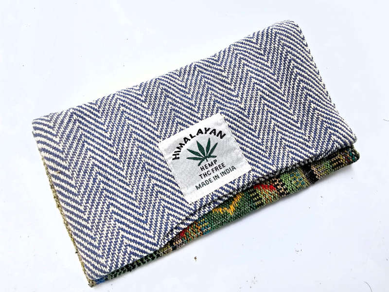 Tabacco Pouch (C)