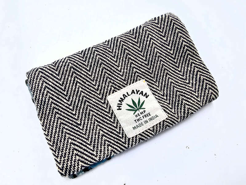 Tabacco Pouch (E)