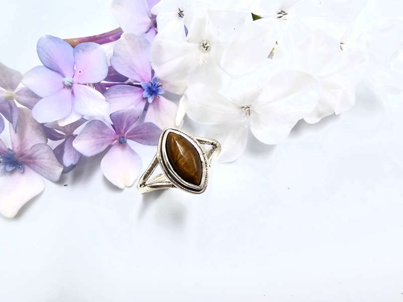 Tigers Eye Diamond Shaped Ring (925 Silver)