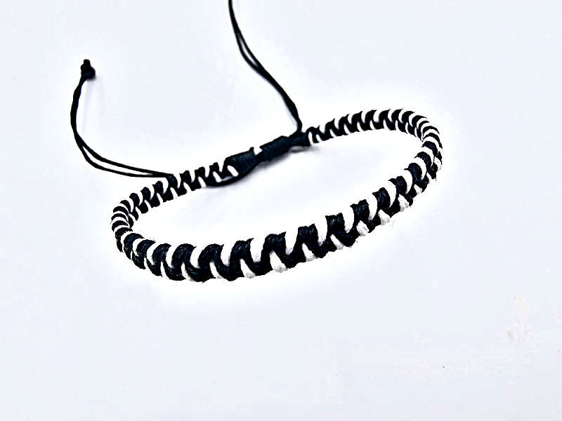 String Bracelet (Black) Adjustable