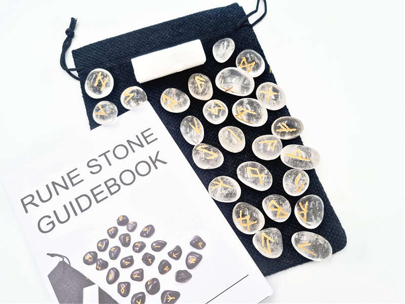Rune Stones  Set (Quartz)