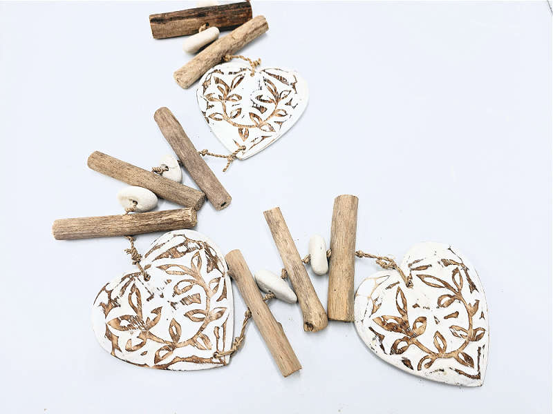 Heart Drift Wood Hanging Décor (83cm)