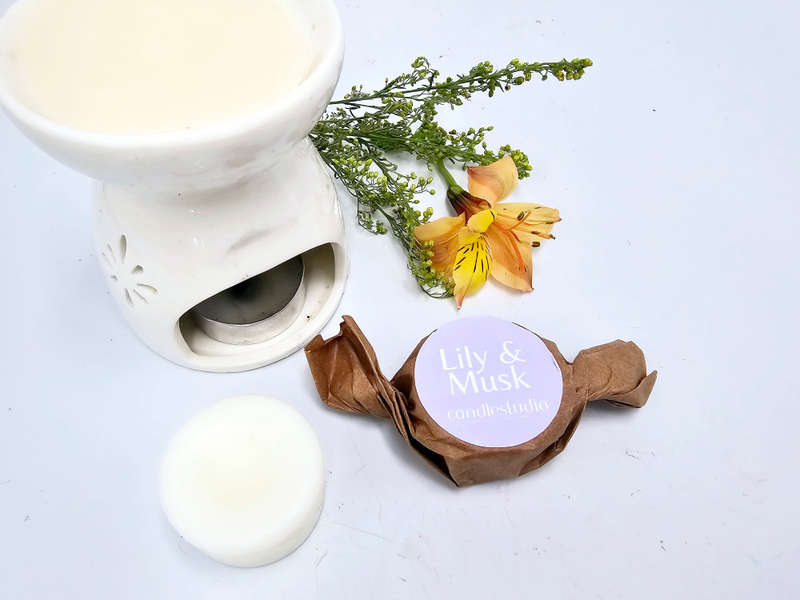 Lily &amp; Musk Wax Melt